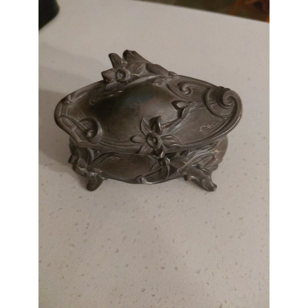 Antique Art Nouveau silver-plated metal footed jewelry Trinket Box Daffodils